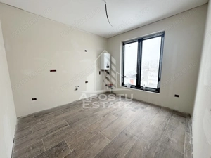 Case insiruite cu 3 camere, bucatarie inchisa, toate utilitatile. - imagine 15