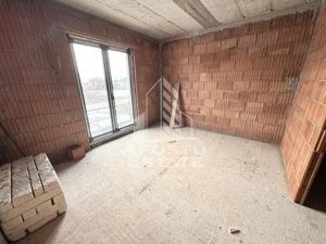 Duplex cu 4 camere, bucatarie separata, toate utilitatile, la asfalt. - imagine 9