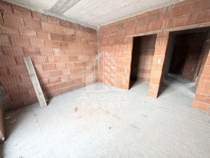 Duplex cu 4 camere, bucatarie separata, toate utilitatile, la asfalt. - imagine 10