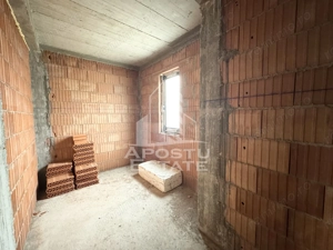 Duplex cu 4 camere, bucatarie separata, toate utilitatile, la asfalt. - imagine 15