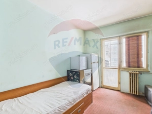 Apartament 3 camere de vanzare, Piata Progresul