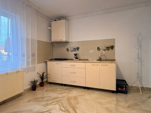 Regim hotelier sau cu ora la parter,cu parcare gratuita aproape de UVVG si judetean,self check in - imagine 3