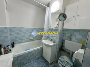 Apartement 2 Camere Decomandate 53 mp mobilat utilat balcon inchis view superb - imagine 6