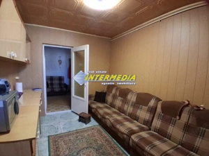 Apartement 2 Camere Decomandate 53 mp mobilat utilat balcon inchis view superb - imagine 17