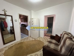 Apartement 2 Camere Decomandate 53 mp mobilat utilat balcon inchis view superb - imagine 15