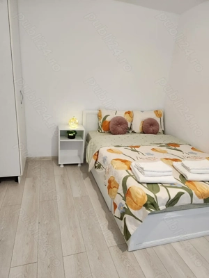 Regim hotelier sau cu ora la parter,cu parcare gratuita aproape de UVVG si judetean,self check in - imagine 2