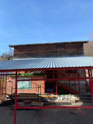 Casa batraneasca + teren 285 mp de vanzare vedere la Barajul Paltinu, sat Seciuri Valea Doftanei