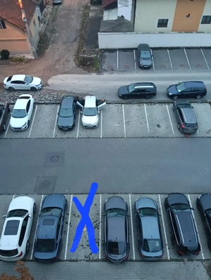 Loc de parcare exterior