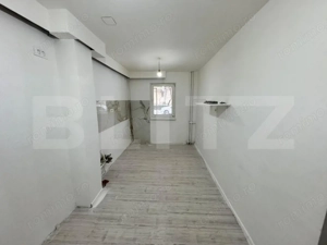 Apartament 4 camere, 70 mp, zona Valea Rosie - Scoala 29 - imagine 8