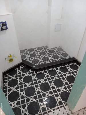 renovari amenajari zugraveli gresie faianta parchet finisaje etc