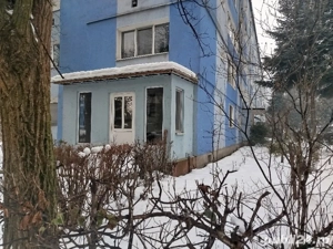 vand apartament 2 camere - imagine 2