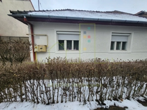 Casa individuala. Mijloace de transport. Toate utilitatile.