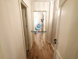 Apartament 3 camere semidecomandat, etaj 9, zona Spital - imagine 3