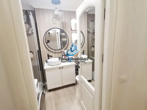 Apartament 3 camere semidecomandat, etaj 9, zona Spital - imagine 8