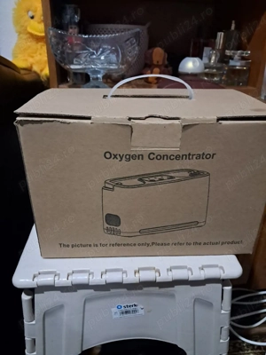 miniconcentrator oxigen  portabil 