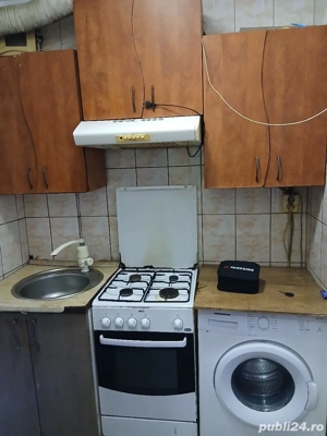 Inchiriez camera cu baie si bucatarie proprie