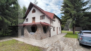  Vila de poveste din Valea Avrigului de vanzare