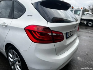 BMW model 225XE iPerformance 4x4 Plug-in Hybrid - imagine 3