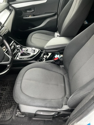 BMW model 225XE iPerformance 4x4 Plug-in Hybrid - imagine 9