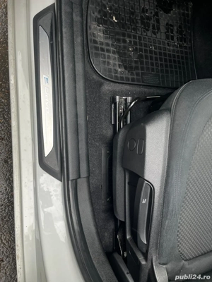 BMW model 225XE iPerformance 4x4 Plug-in Hybrid - imagine 8