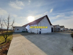 Hala 600 mp de inchiriat in zona Sebes cu birouri teren 2000 mp