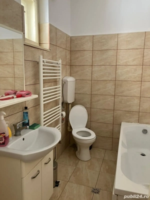 Inchiriez casa recent renovata in cartierul Tiglari (accept muncitori) - imagine 8