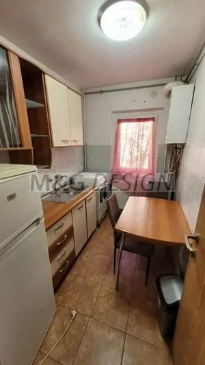Apartament 1 camera zona Circumvalatiunii etaj 1 - imagine 5