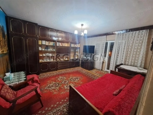 Etaj 1  Bucovina 3 camere decomandat