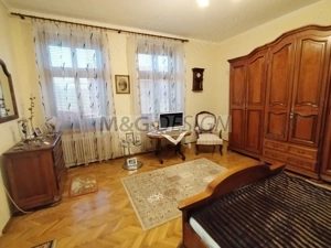 Apartament 2 camere Cladire Istorica etaj 1 - imagine 2