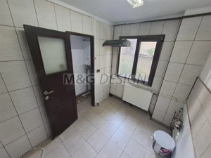 Favorit-Gh Lazar 3 camere parter cu centrala proprie