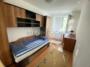 3 camere confort 1 etaj 3 zona Medicina CENTRALA PROPRIE - imagine 4