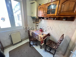 3 camere decomandat etaj 4/10 Dambovita centrala proprie - imagine 2