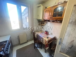 3 camere decomandat etaj 4/10 Dambovita centrala proprie - imagine 3