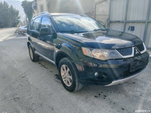 Mitsubishi Outlander 4x4 * 140cp *