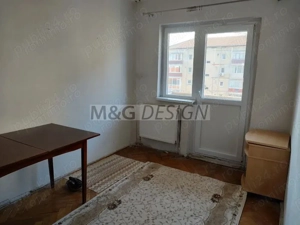 4 cam decomandat etaj 3din4 Girocului centrala proprie negociabil - imagine 7