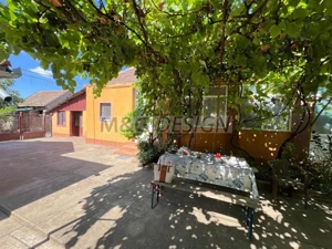 casa individuala Varias apa centrala pe gaz canalizare 1500mp - imagine 4