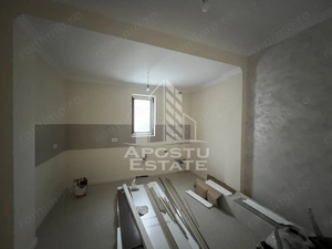 DUPLEX DE VANZARE cu suprafata foarte generoasa in Giarmata Mare - imagine 6