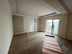 DUPLEX DE VANZARE cu suprafata foarte generoasa in Giarmata Mare - imagine 7