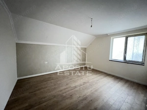 DUPLEX DE VANZARE cu suprafata foarte generoasa in Giarmata Mare - imagine 20