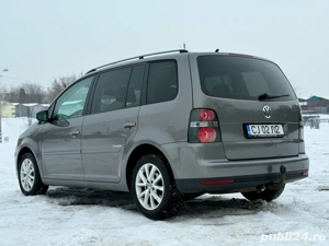 VW Touran 2.0TDI DSG Freestyle Clima Xenon Navi PDC 2010 - imagine 2