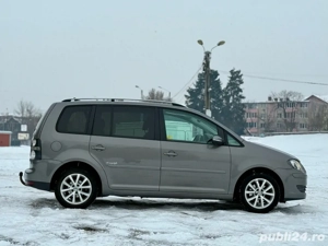 VW Touran 2.0TDI DSG Freestyle Clima Xenon Navi PDC 2010 - imagine 4