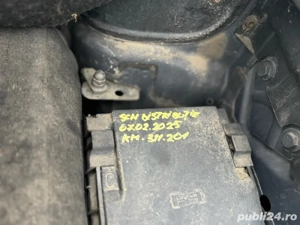 VW Touran 2.0TDI DSG Freestyle Clima Xenon Navi PDC 2010 - imagine 20