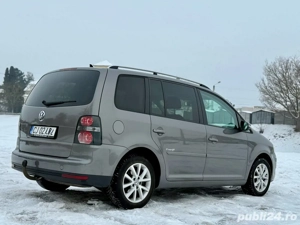 VW Touran 2.0TDI DSG Freestyle Clima Xenon Navi PDC 2010 - imagine 5