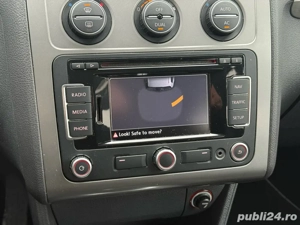 VW Touran 2.0TDI DSG Freestyle Clima Xenon Navi PDC 2010 - imagine 9