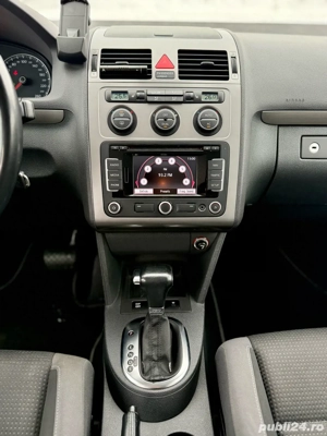 VW Touran 2.0TDI DSG Freestyle Clima Xenon Navi PDC 2010 - imagine 15