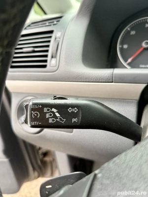 VW Touran 2.0TDI DSG Freestyle Clima Xenon Navi PDC 2010 - imagine 13