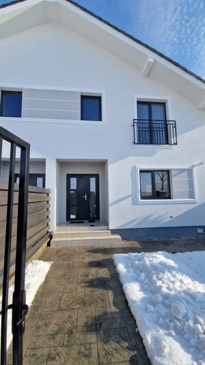 Proprietar Duplex P+M Cochet intrare Remetea , la Cheie - 159.900 Eur - imagine 7