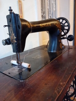 Masina de cusut Singer - imagine 5