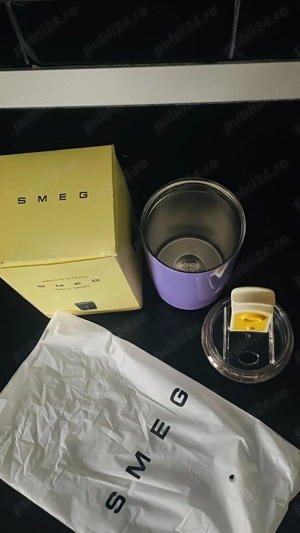 Vând termos Smeg noi în cutie  - imagine 4