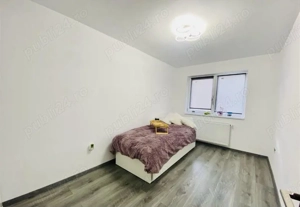 Vand apartament in Cartierul Arhitectilor compus din living cu bucatarie,baie,dormitor,balcon si loc - imagine 4